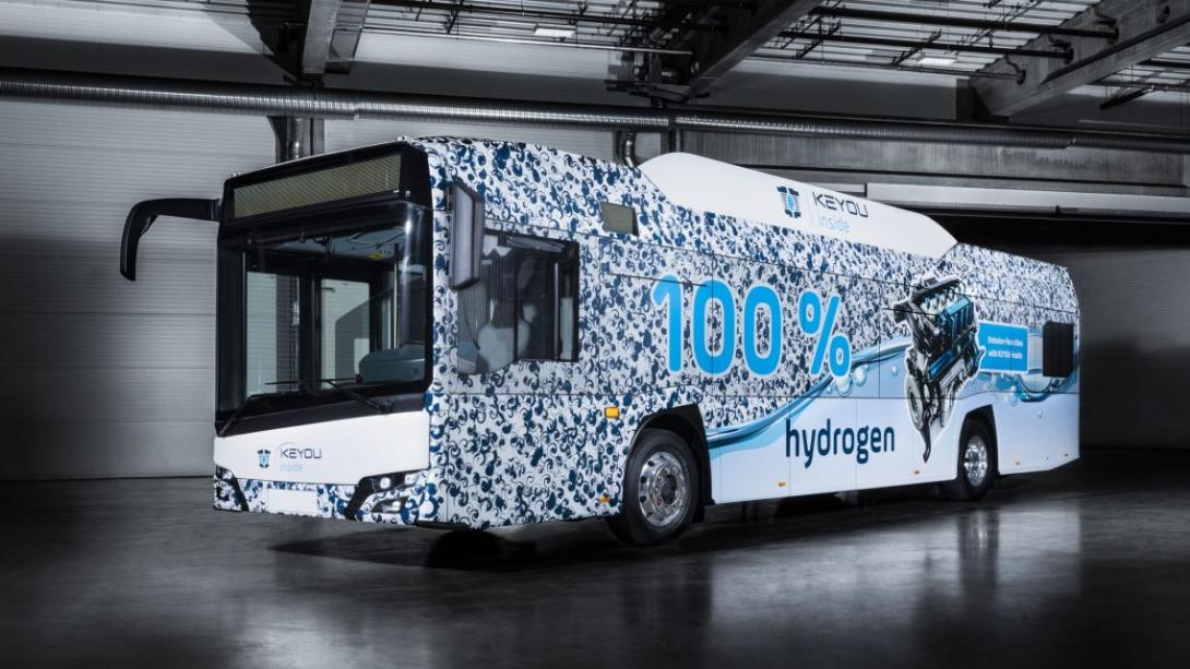 KEYOU en VOITH presenteren stadsbus op waterstof