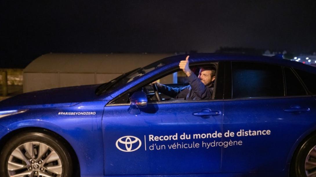 Toyota Mirai verbreekt wereldrecord: 1.000 km op 1 tank
