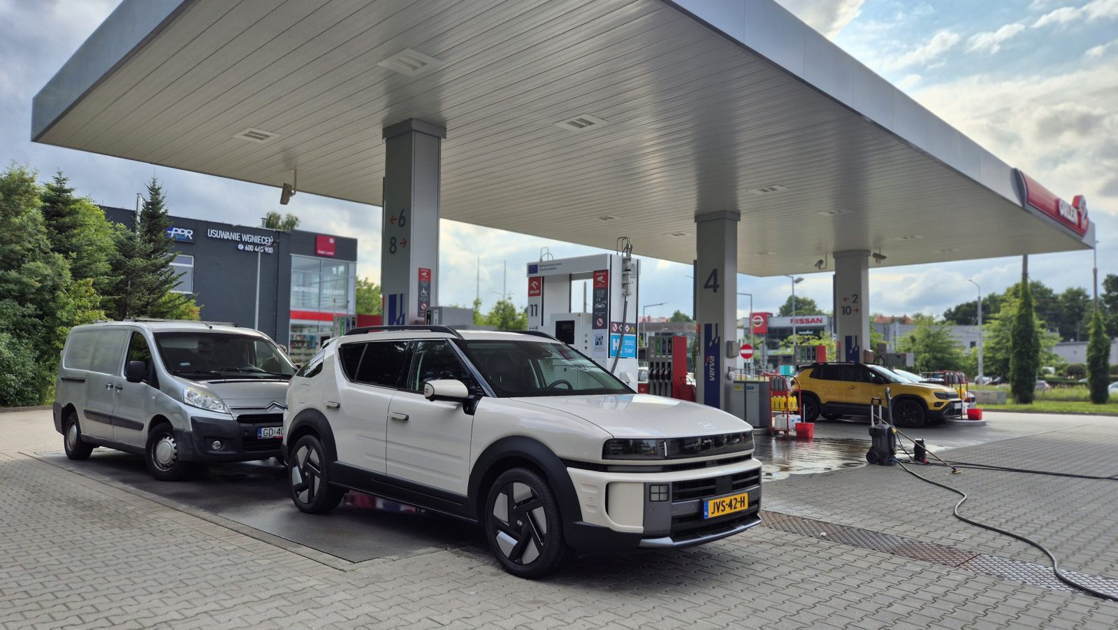Hyundai Nexo bij het Orlen-station in Gdynia